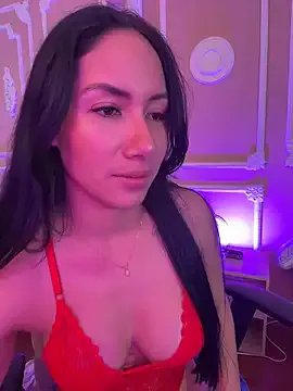 ArianaReynoldss on StripChat 