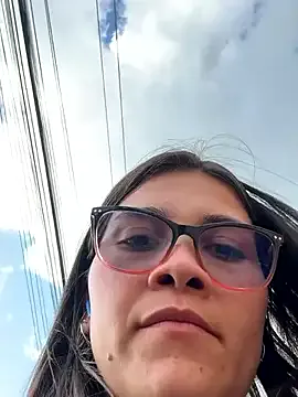 aurora_divine on StripChat