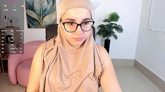 Ayha_khalaf on StripChat 