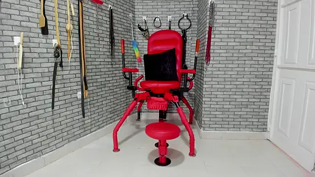 BDSM_MEDUZA on StripChat