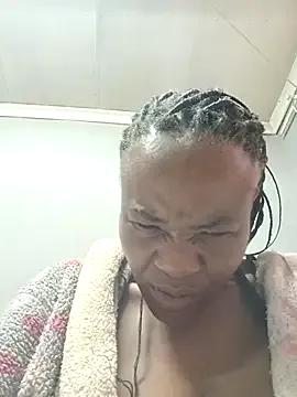 BeejayLoverxx on StripChat 