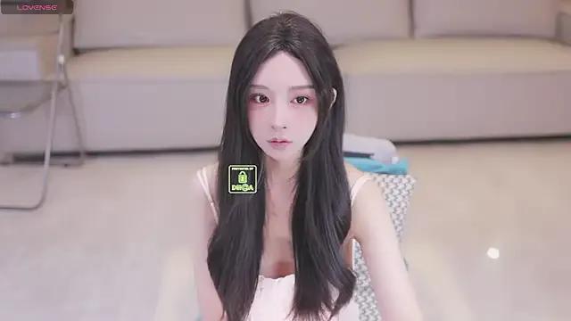 Bella-999 on StripChat 