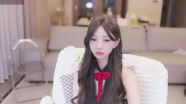 Bella-999 on StripChat 