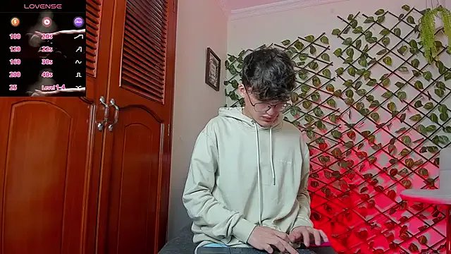 bellmontneon on StripChat 