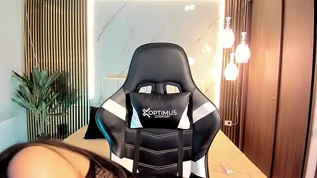 Bianca_baldwin_ on StripChat