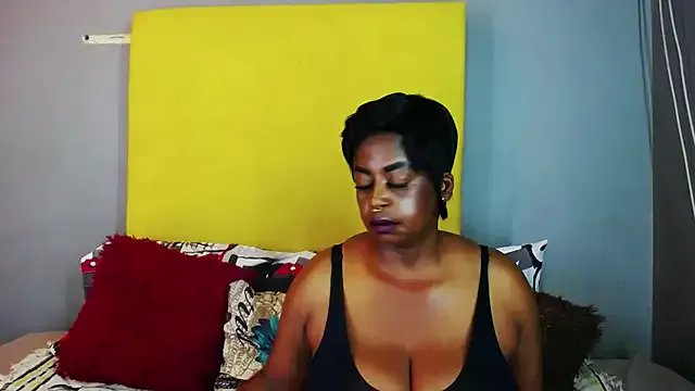 BIG_BOOBSxXxX on StripChat