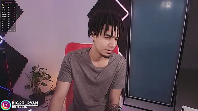 bigryann23 on StripChat