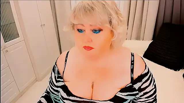 BIGTITSBBW
