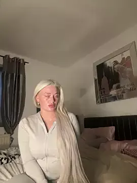 blissdimicco on StripChat