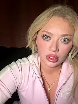 blissdimicco on StripChat