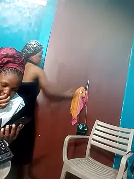 BlondieBitch on StripChat