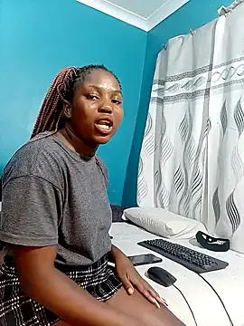 BlondieBitch on StripChat