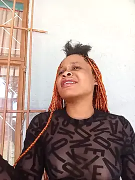 BlondieBitch on StripChat