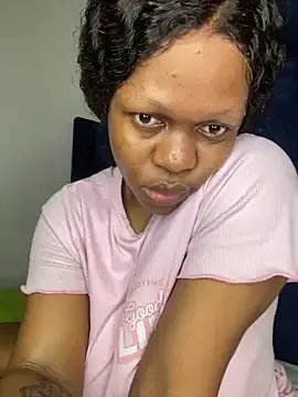 Boneca25 on StripChat