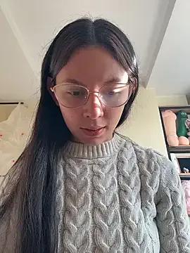 Bonniepark — Rub clit