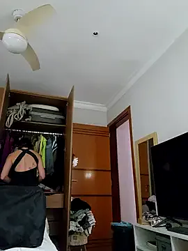 BrendaSun on StripChat