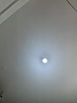 bustytemptress1 on StripChat