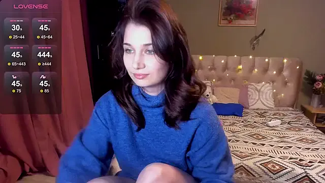 Carina_E — put on me fav lingerie and cum