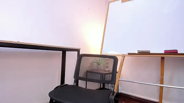 Caroline_dh — slow tease...legs and attitude