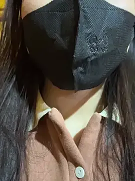 Caryln-Bun on StripChat