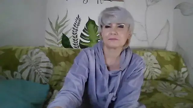 Catty_Lady on StripChat