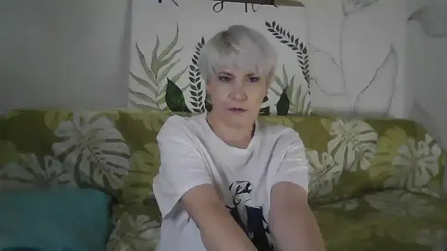 Catty_Lady on StripChat