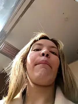 celeste_83 on StripChat 