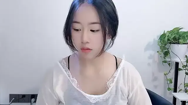 chloe-01 on StripChat