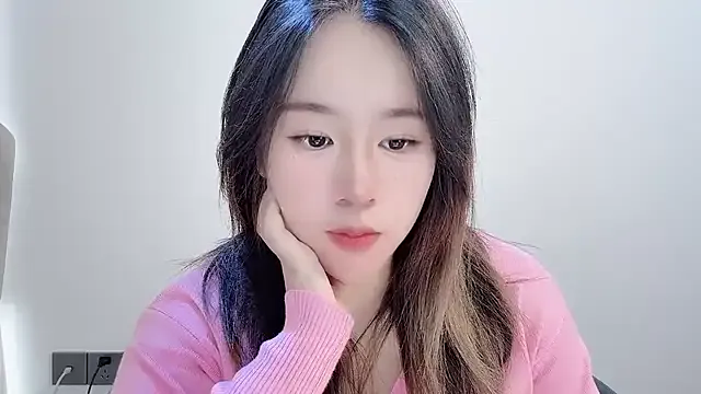 chloe-01 on StripChat