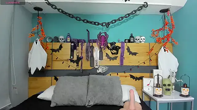 ChloeAllennn on StripChat