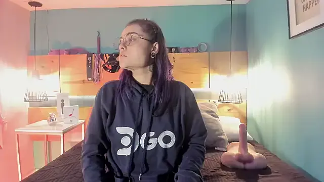 ChloeAllennn on StripChat