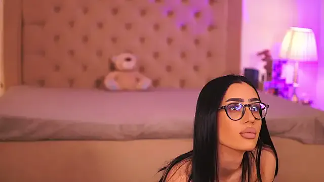 ChloeObril on StripChat