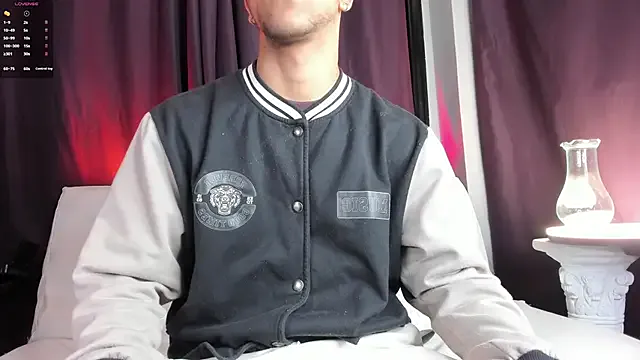 Colstorw_ on StripChat