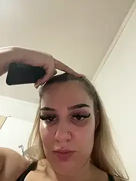 CrazyJessika on StripChat