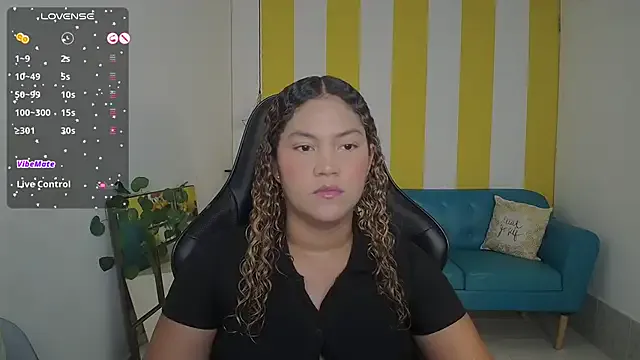 Cristal_War on StripChat