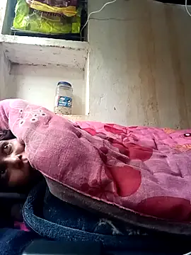 cute_diya_12 on StripChat