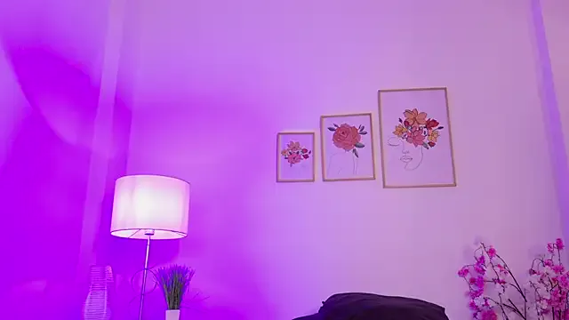 dark_angell77 on StripChat