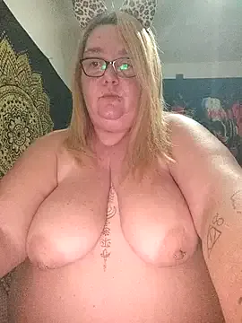 diosacurvy1984 on StripChat