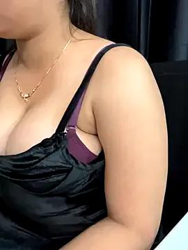 Diya_Chopra — Ass hole 