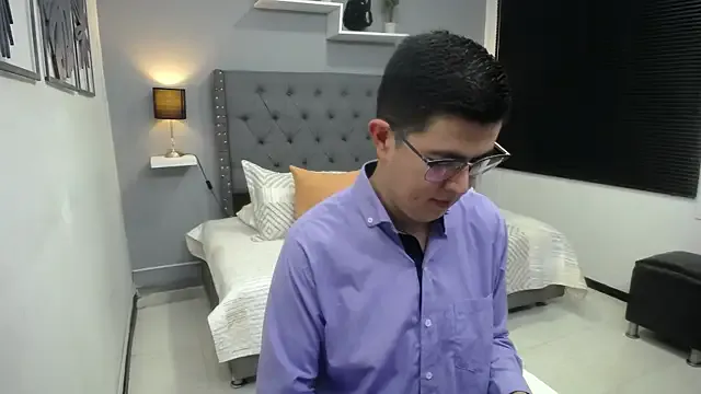 dylan_santiago_ on StripChat