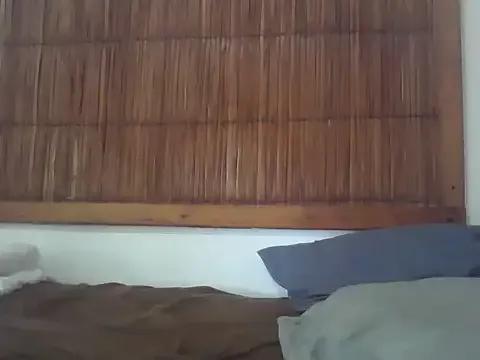 eleganceafterdark on StripChat 