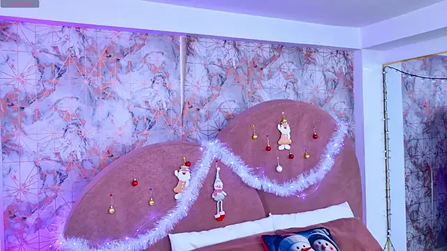 Emaa_Vega on StripChat