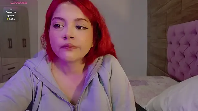 EmillieX on StripChat