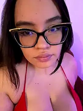 Emily_Taylor2 — fingering pussy x5 min