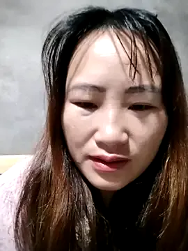 emini-xx on StripChat