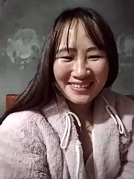 emini-xx on StripChat