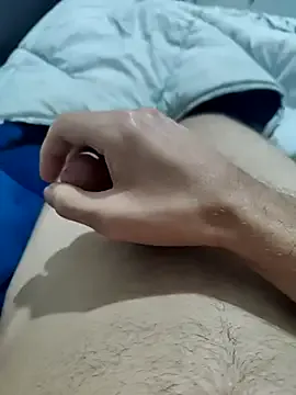 Emrekoo on StripChat