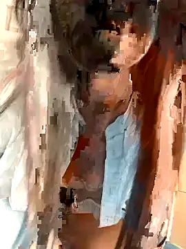 EmySkinny85 on StripChat