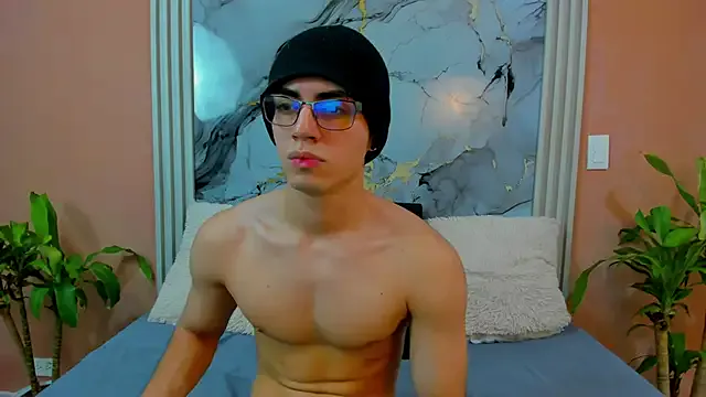 eren_jeager on StripChat