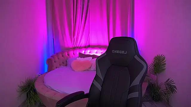 EricaSin — show thong